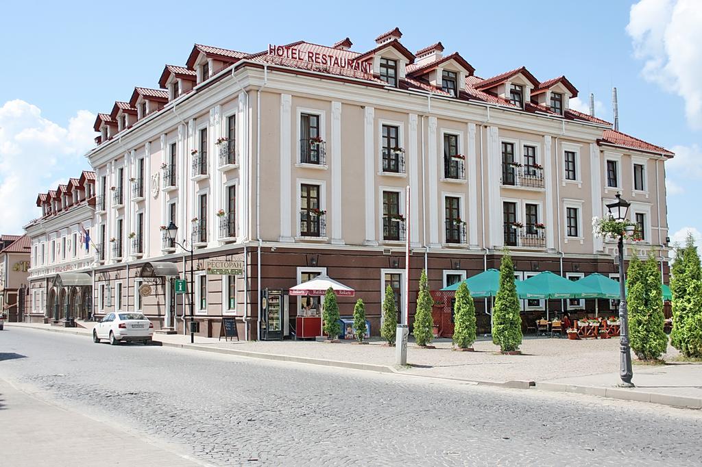 Optima Collection Kamianets-Podilskyi Hotel Exterior photo